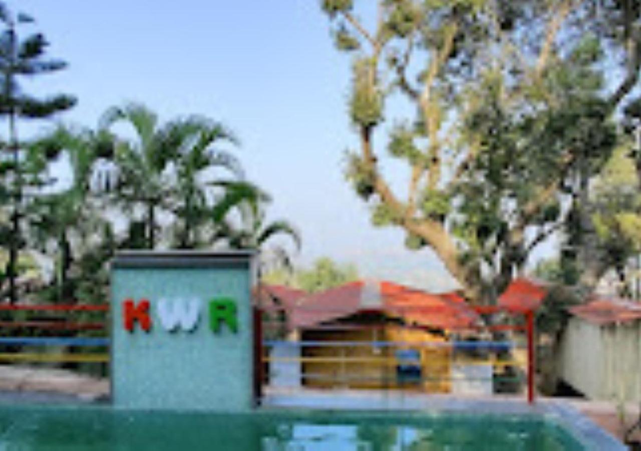 Kaas Woods Resort Yavateshwar Satara Bagian luar foto