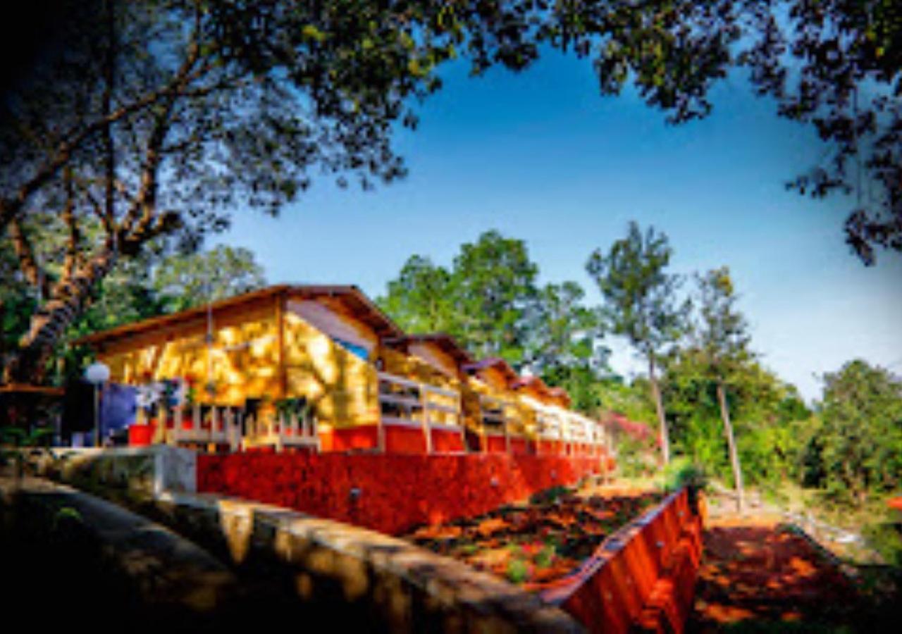 Kaas Woods Resort Yavateshwar Satara Bagian luar foto