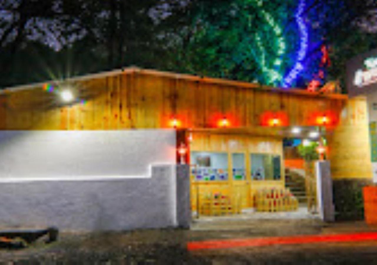Kaas Woods Resort Yavateshwar Satara Bagian luar foto
